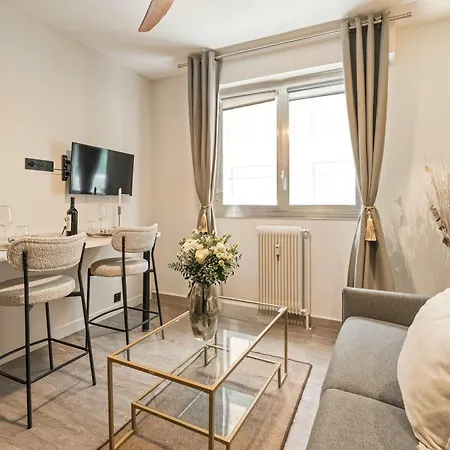 Apartment Arc De Triomphe Paris